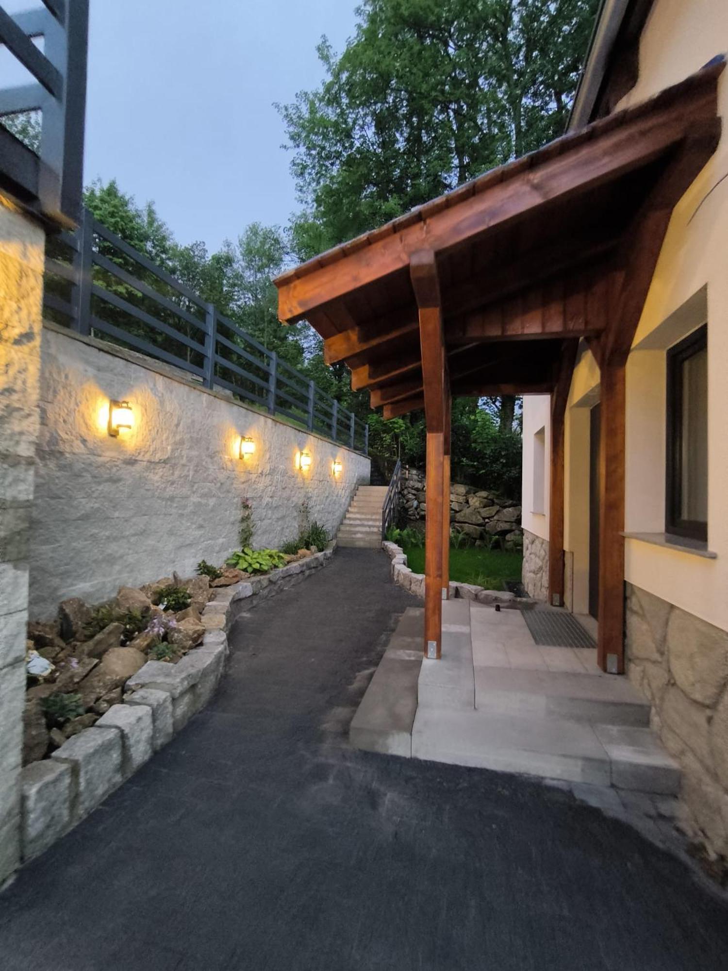 Izerski W Gorach Z Tarasem Holiday home *